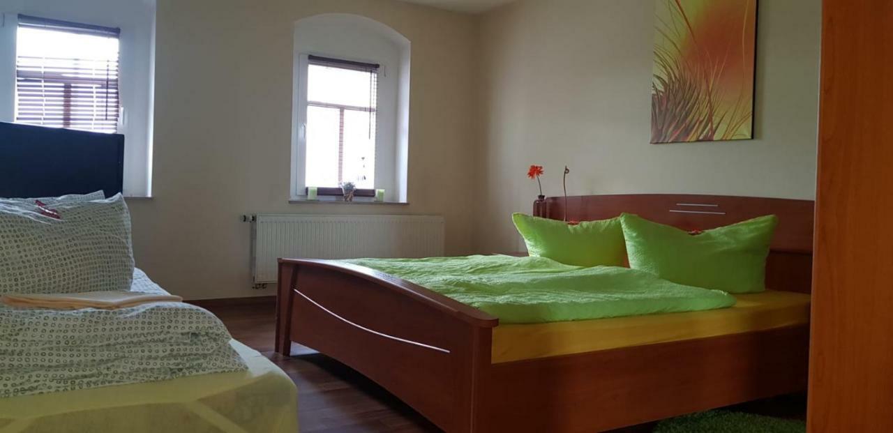 Im Ballhaus Neuhilbersdorf Chemnitz Eksteriør billede